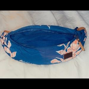ROXY Stay Here Floral Fanny/Belt Bag